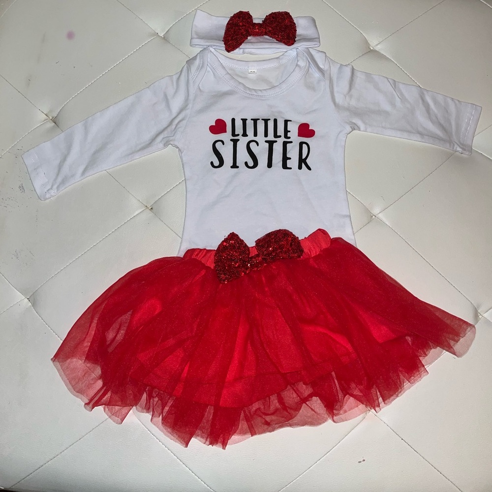 Little girls tutu and onesie and head band